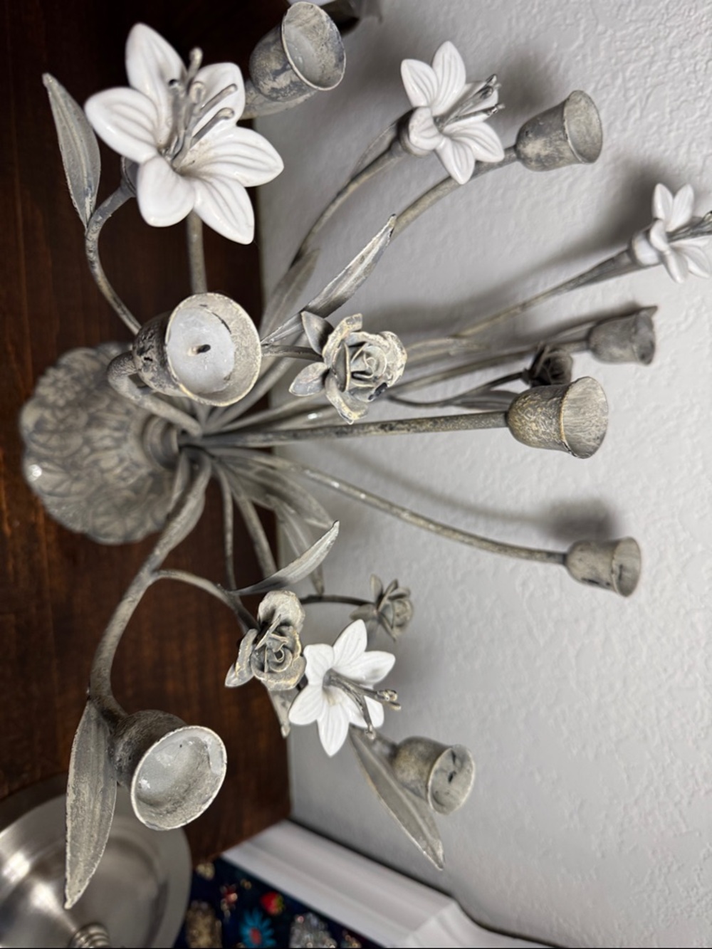 Antique French Metal Candelabra with Ceramic Flowers, 8-Arm Art Nouveau Style - Picture 5 of 10